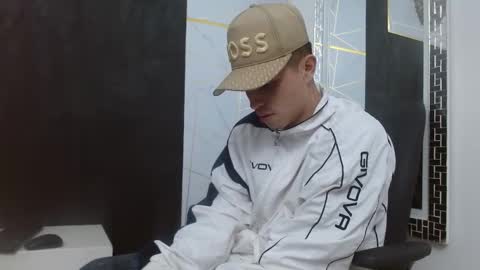 Snapshot of dia_fax18 chatting on 13, 1, 2026 online show from 13, 1, 2026