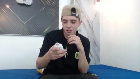 Snapshot of dia_fax18 chatting on 15, 1, 2026 online show from 15, 1, 2026