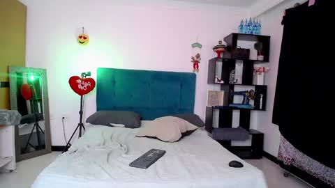 Snapshot of diabla_sexyboobs chatting on 13, 12, 2024 D I A B L A online show from 13, 12, 2024