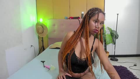 Snapshot of diabla_sexyboobs chatting on 1, 1, 2025 D I A B L A online show from 1, 1, 2025