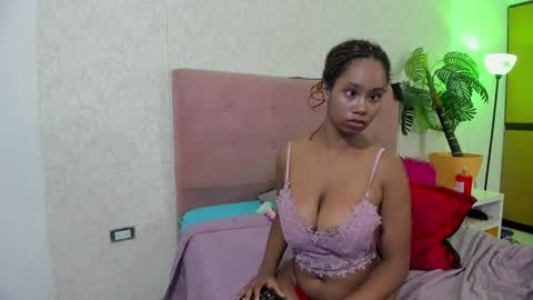 Snapshot of diabla_sexyboobs chatting on 20, 1, 2025 D I A B L A online show from 20, 1, 2025