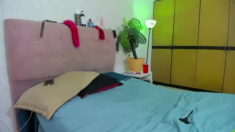 Snapshot of diabla_sexyboobs chatting on 22, 1, 2025 D I A B L A online show from 22, 1, 2025