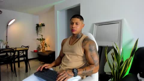 Diego online show from 4, 3, 2025