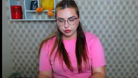 Snapshot of diamantkriss_ chatting on 4, 6, 2026 Kriss online show from 4, 6, 2026