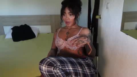 Snapshot of diamon_kataleya chatting on 20, 12, 2025 Melissa My schedule 10pm time Colombia online show from 20, 12, 2025