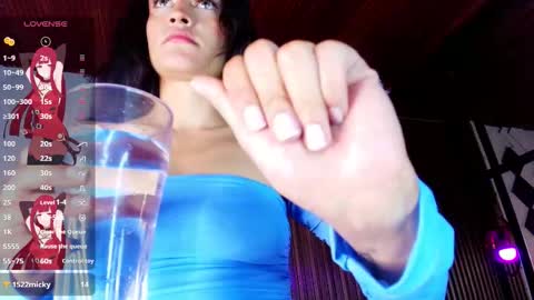 Camila and Megan online show from 19, 1, 2026