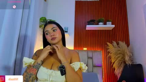 diamond_canela online show from 12, 11, 2025