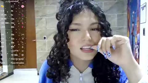 DiamondCurls online show from 4, 8, 2026