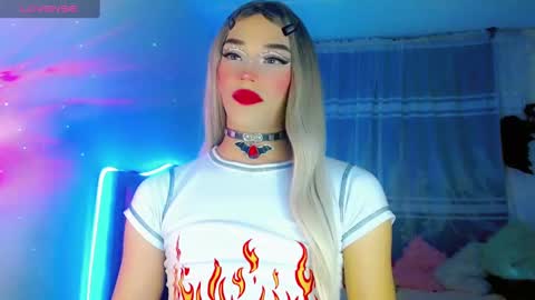 Snapshot of diamond_hott1 chatting on 5, 12, 2024 AmayaGirl online show from 5, 12, 2024