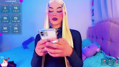 Snapshot of diamond_hott1 chatting on 22, 9, 2025 AmayaGirl online show from 22, 9, 2025