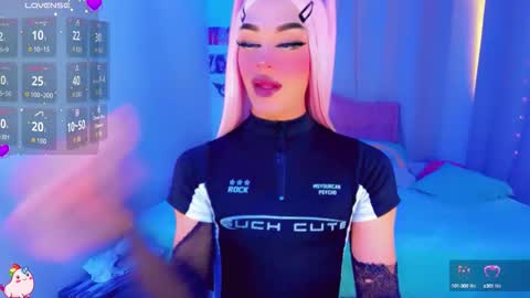 Snapshot of diamond_hott1 chatting on 15, 10, 2025 AmayaGirl online show from 15, 10, 2025