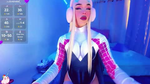 Snapshot of diamond_hott1 chatting on 18, 10, 2025 AmayaGirl online show from 18, 10, 2025