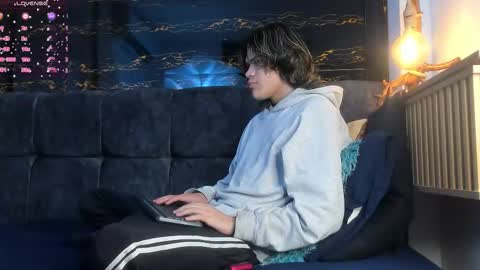 diamond_twink online show from 5, 11, 2025