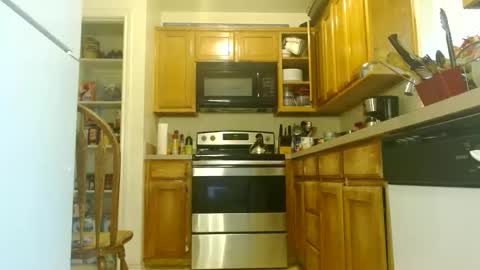 Snapshot of diamondmonroexo chatting on 31, 10, 2025 DiamondMonroeXo online show from 31, 10, 2025