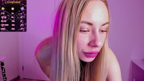 Snapshot of diana_garrett chatting on 28, 12, 2024 Diana  online show from 28, 12, 2024