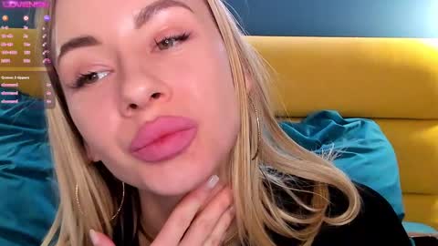 Snapshot of diana_garrett chatting on 25, 1, 2025 Diana  online show from 25, 1, 2025