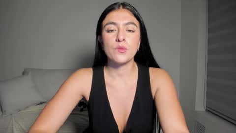 Snapshot of diana_jones_ chatting on 20, 12, 2025 POCA online show from 20, 12, 2025