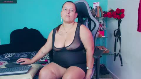 Diana Lozano online show from 12, 11, 2025