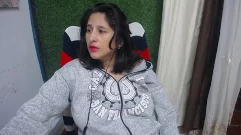 Snapshot of diana_rogu chatting on 10, 9, 2025 diana_rogu online show from 10, 9, 2025