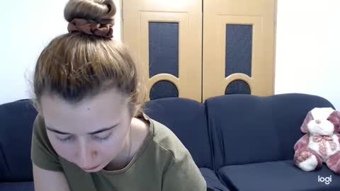 Snapshot of dianasmiey7 chatting on 27, 1, 2025 dianasmiey7 online show from 27, 1, 2025