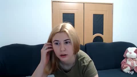 Snapshot of dianasmiey7 chatting on 9, 2, 2025 dianasmiey7 online show from 9, 2, 2025