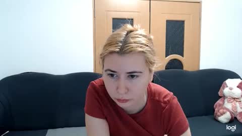 Snapshot of dianasmiey7 chatting on 15, 2, 2025 dianasmiey7 online show from 15, 2, 2025