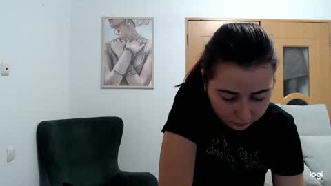 Snapshot of dianasmiey7 chatting on 14, 10, 2025 dianasmiey7 online show from 14, 10, 2025