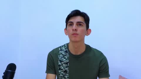 Snapshot of dianayleo chatting on 11, 2, 2025 Ana Leo online show from 11, 2, 2025