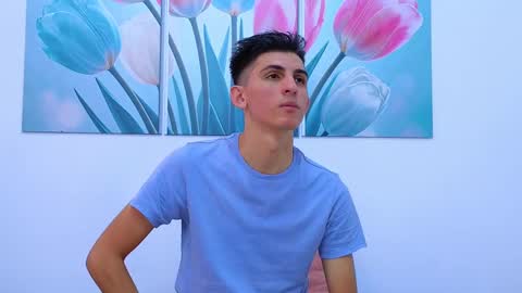 Snapshot of dianayleo chatting on 7, 3, 2025 Ana Leo online show from 7, 3, 2025