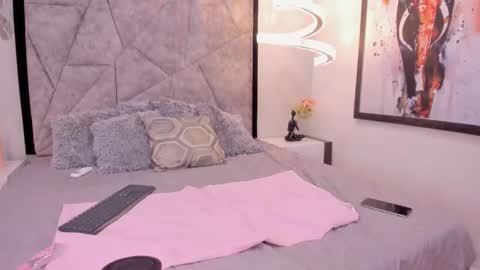 Snapshot of diannevega chatting on 4, 11, 2025 call me princess dianne online show from 4, 11, 2025