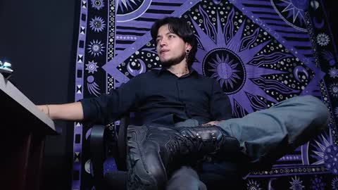 DICAPRIO online show from 17, 1, 2025