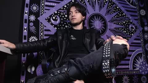 DICAPRIO online show from 30, 1, 2025