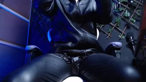 DICAPRIO online show from 19, 12, 2025