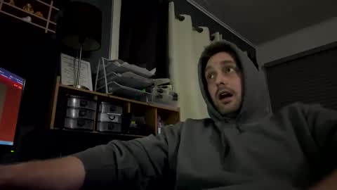 Snapshot of dickchaude69 chatting on 14, 10, 2025 dickchaude69 online show from 14, 10, 2025