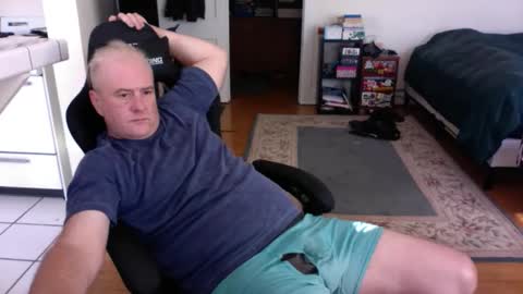 Snapshot of dickflasher5 chatting on 23, 11, 2025 Richard Fleischer online show from 23, 11, 2025