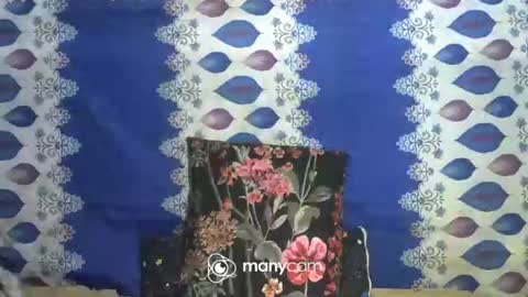 Snapshot of dickloverts69xx chatting on 22, 11, 2025 barbie cums online show from 22, 11, 2025