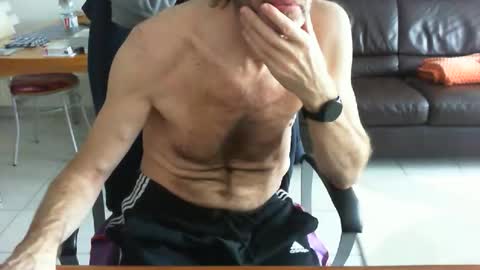 Snapshot of didonc chatting on 10, 2, 2026 didonc from france..... online show from 10, 2, 2026