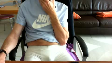Snapshot of didonc chatting on 2, 5, 2026 didonc from france..... online show from 2, 5, 2026
