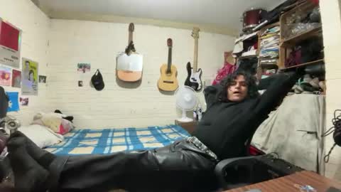 Snapshot of dieciochocentimetross chatting on 15, 6, 2026 dieciochocentimetross online show from 15, 6, 2026