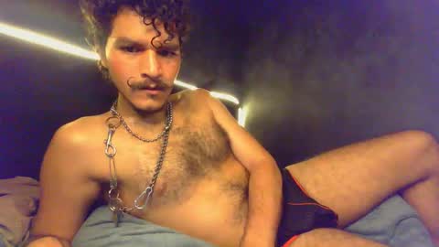 diemond_latinx98 online show from 17, 2, 2026
