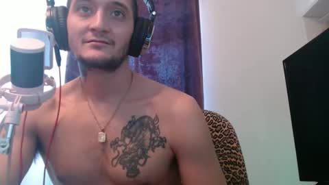 digital_spirit122849 online show from 7, 11, 2025