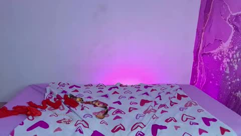 diiosa_latina online show from 27, 3, 2026