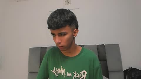 dikey_18 online show from 26, 2, 2025