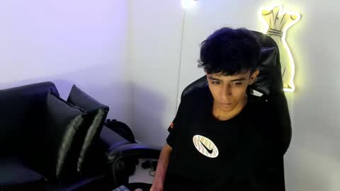 dikey_18 online show from 2, 10, 2025