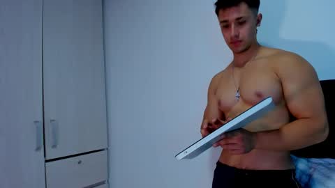 Snapshot of dilan_coy chatting on 19, 2, 2025 Dilan Coy online show from 19, 2, 2025