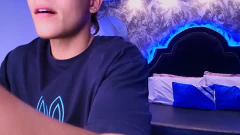 dilanmiller_ online show from 11, 7, 2026