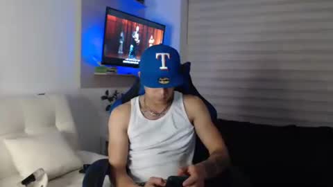 Snapshot of dilanxxx8888 chatting on 14, 1, 2026 dilanxxx8888 online show from 14, 1, 2026