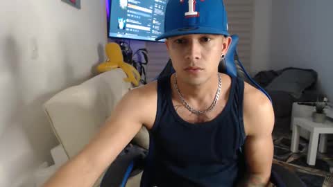 Snapshot of dilanxxx8888 chatting on 15, 2, 2026 dilanxxx8888 online show from 15, 2, 2026