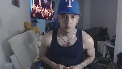 Snapshot of dilanxxx8888 chatting on 22, 2, 2026 dilanxxx8888 online show from 22, 2, 2026