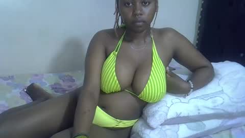 Snapshot of dime010 chatting on 2, 2, 2025 dime online show from 2, 2, 2025